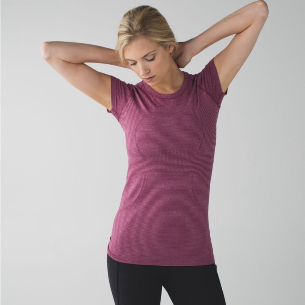 Lululemon Swiftly Tech Short Sleeve Crew color Heathered Dashing Purple
